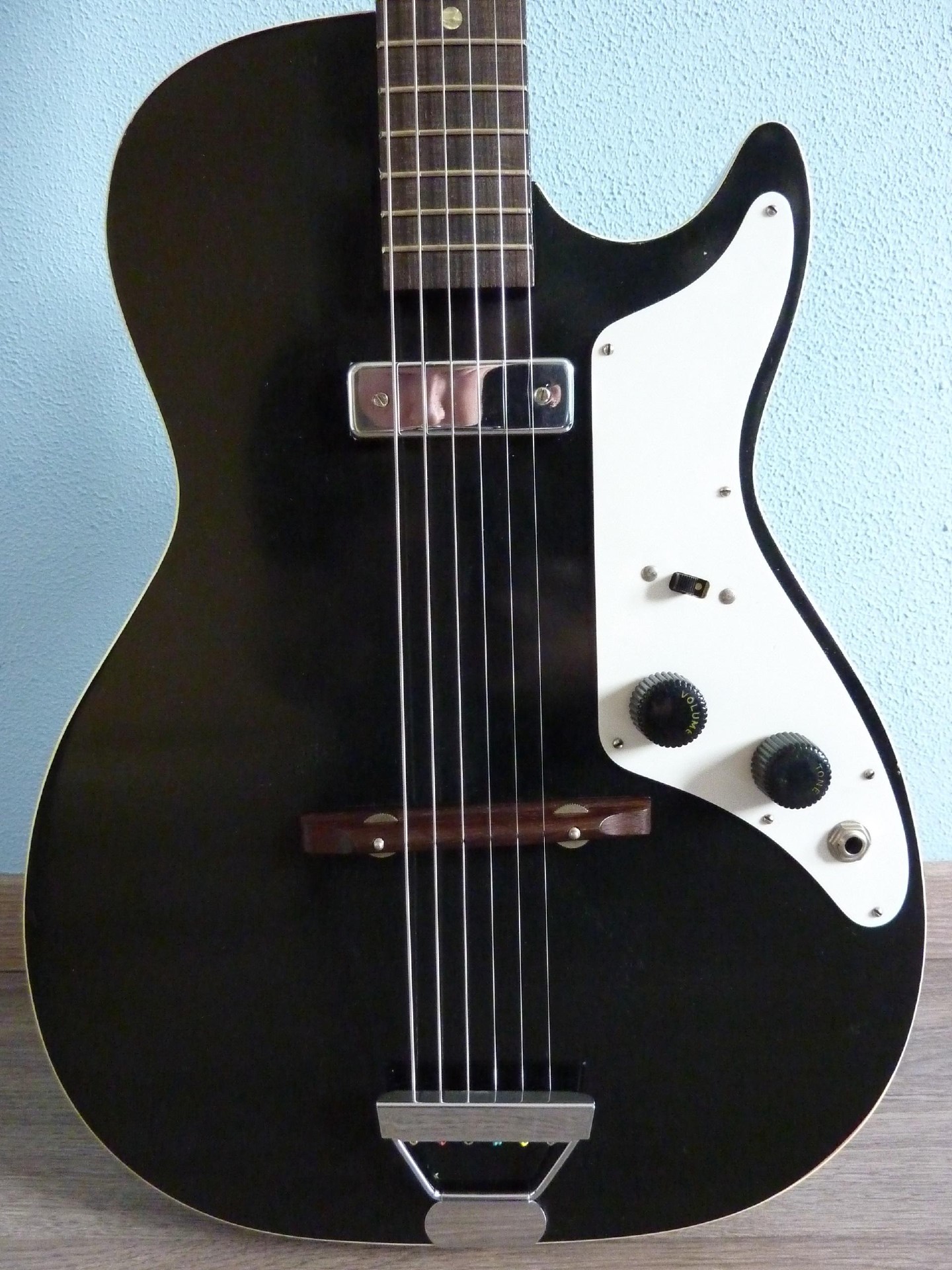 Alden Stratotone H45 - Buy vintage Alden guitar at Hender