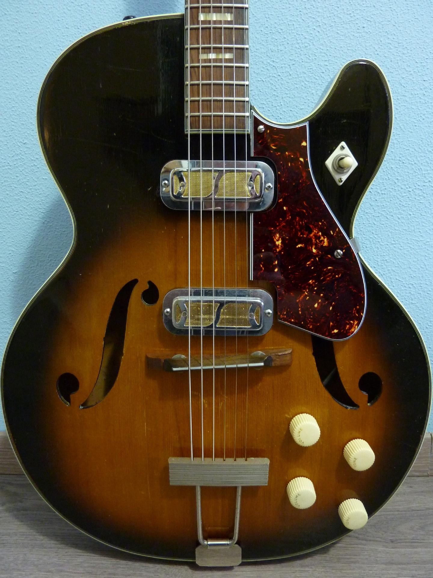 1959 Harmony H70 Meteor Buy vintage Harmony guitar at Hender Amps