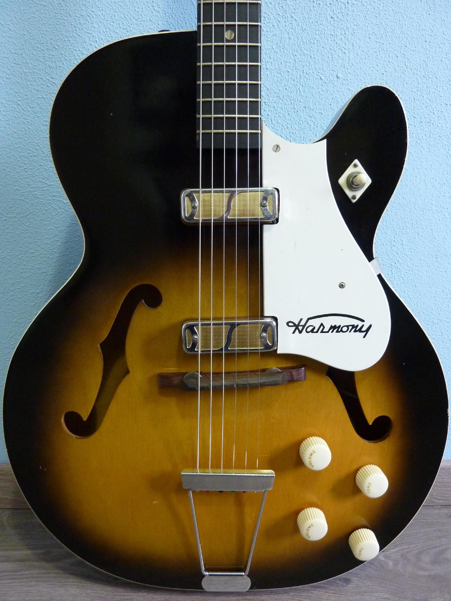 ギター Harmony Rocket H54 1960s 498.jpg