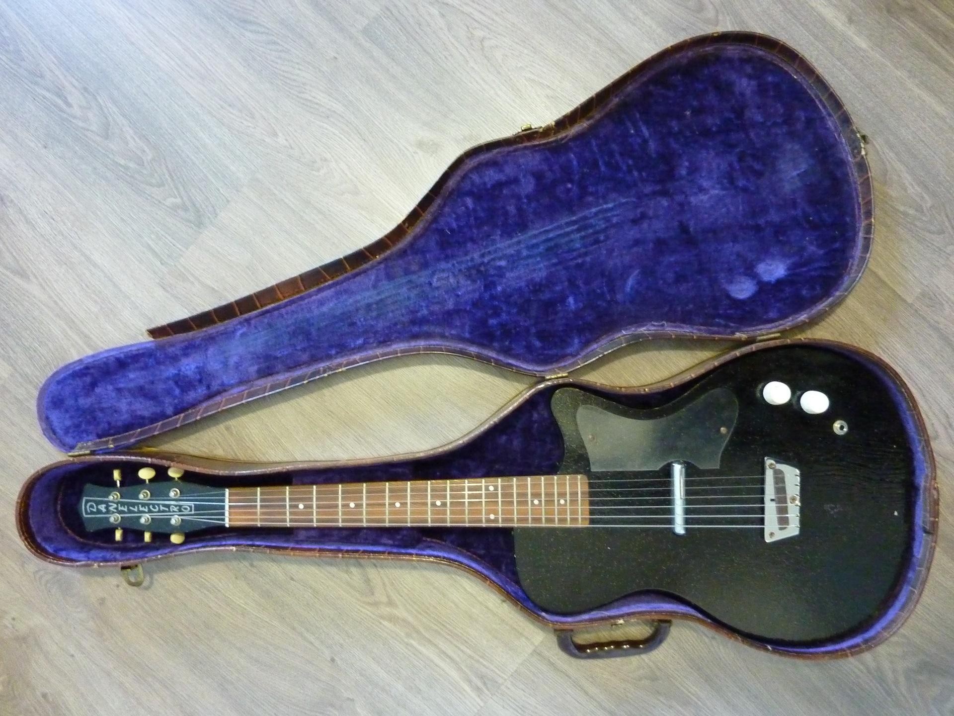 1956 Danelectro U1 - Buy vintage Danelectro guitar at Hender Amps