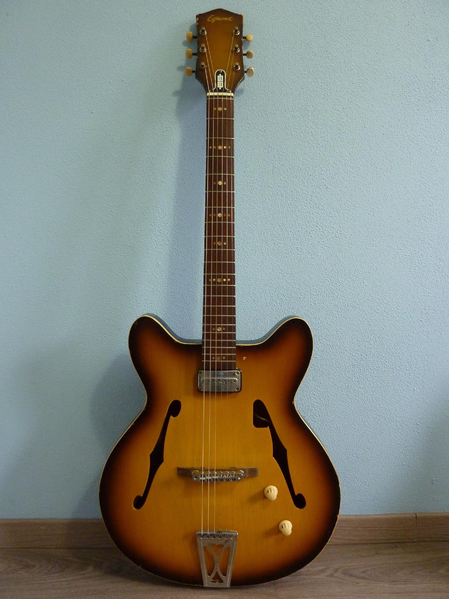 60-s-egmond-princess-buy-vintage-egmond-guitar-at-hender-amps-vintage